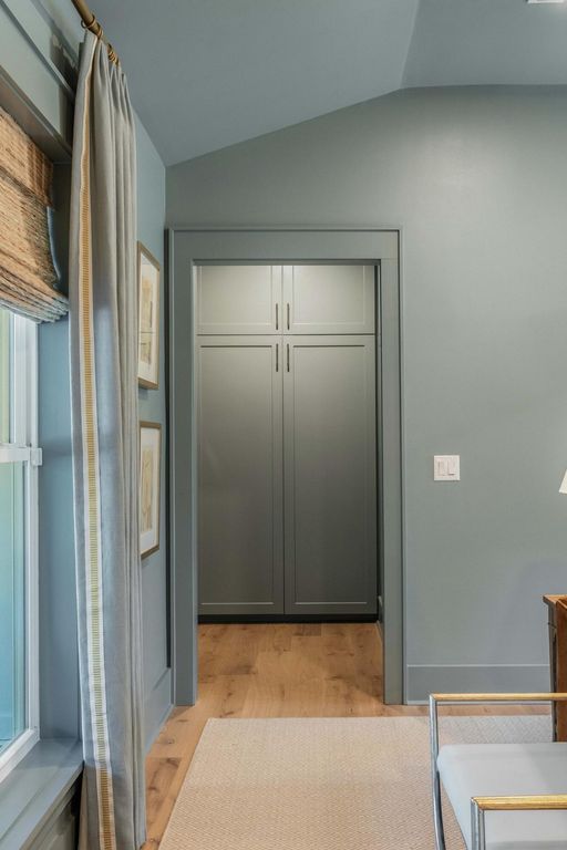 Image 44 of property listing at 319 Hobcaw Drive, Mount Pleasant, SC 29464