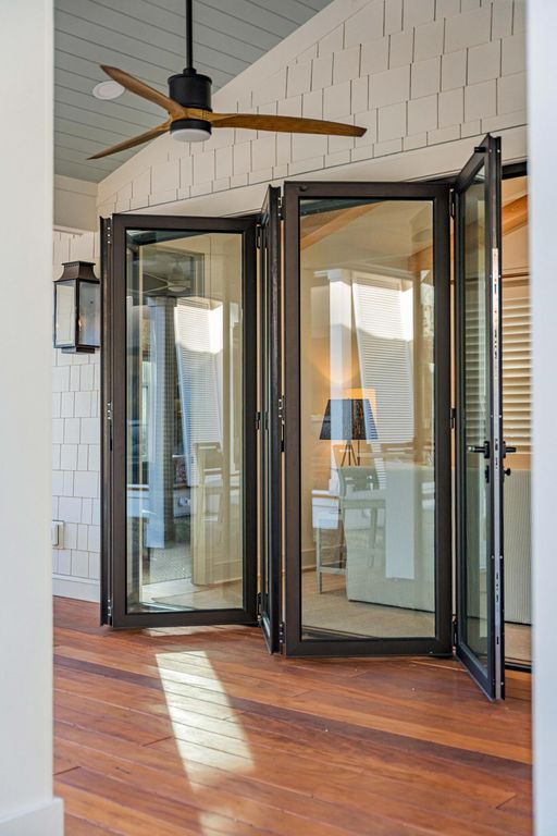 Image 63 of property listing at 319 Hobcaw Drive, Mount Pleasant, SC 29464