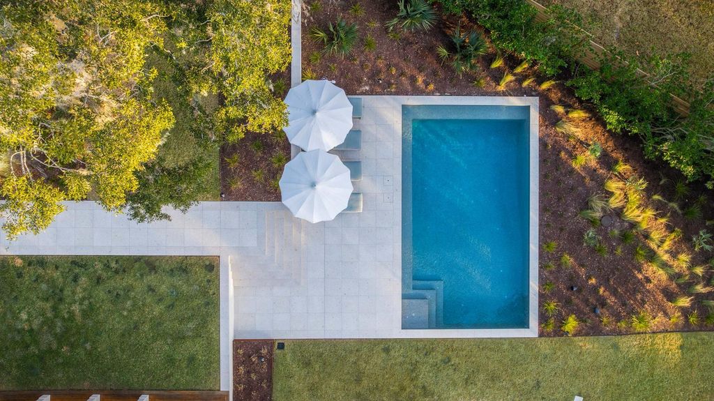 Image 82 of property listing at 319 Hobcaw Drive, Mount Pleasant, SC 29464