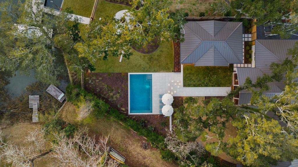 Image 83 of property listing at 319 Hobcaw Drive, Mount Pleasant, SC 29464