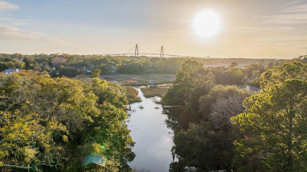 Image 85 of property listing at 319 Hobcaw Drive, Mount Pleasant, SC 29464