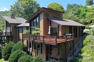 141 Country Ridge Road, Hendersonville, NC 28739