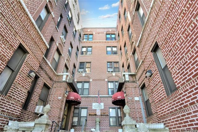 1976 Lafontaine Avenue 5C, Bronx, NY 10457
