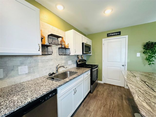16503 Jasmine Marie Place, Conroe, TX 77306