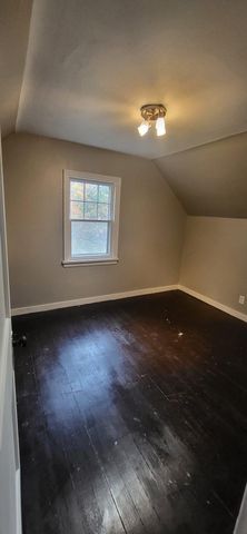 241 Crocker Avenue N, Thief River Falls, MN 56701