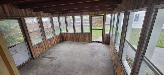 241 Crocker Avenue N, Thief River Falls, MN 56701