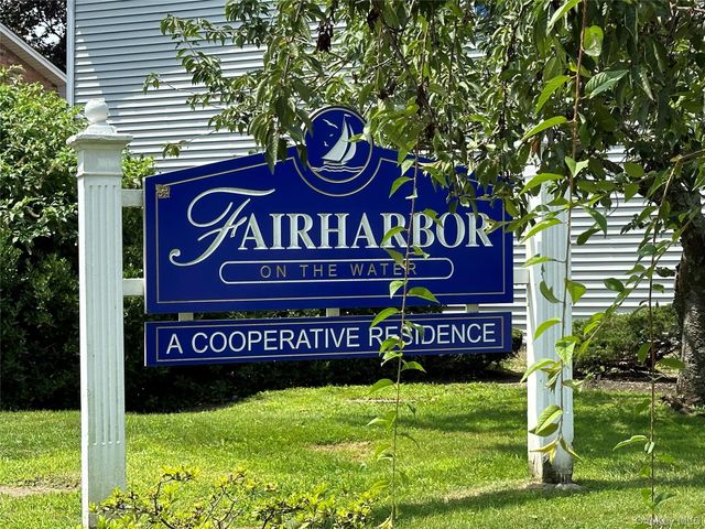 249 Fairharbor Drive 249, Patchogue, NY 11772