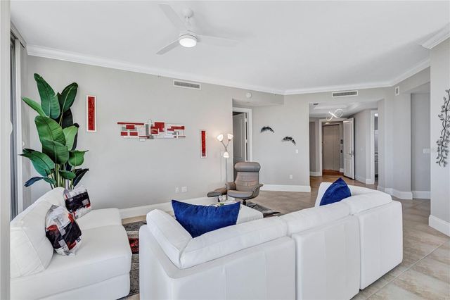 140 RIVIERA DUNES WAY 404, Palmetto, FL 34221