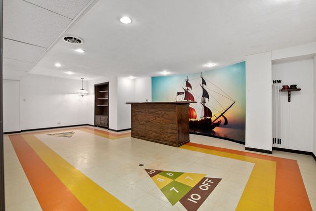 304 E Tall Trees Lane, Palatine, IL 60067