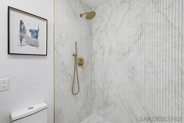 3116 Groton Way 2, San Diego, CA 92110