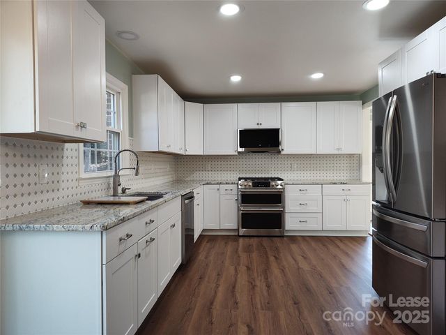 5206 Dunrobin Lane, Charlotte, NC 28226