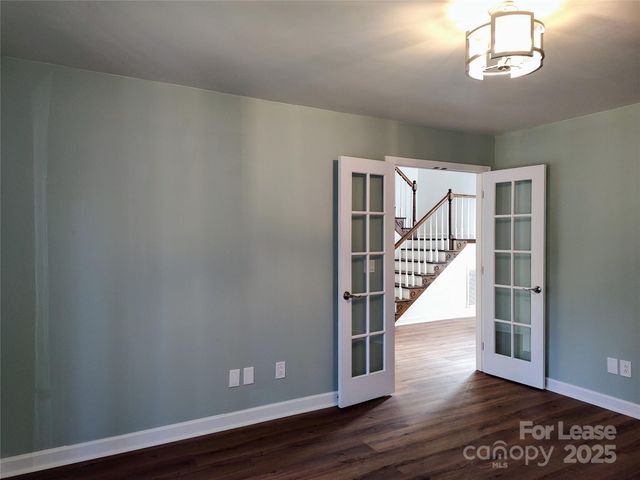 5206 Dunrobin Lane, Charlotte, NC 28226