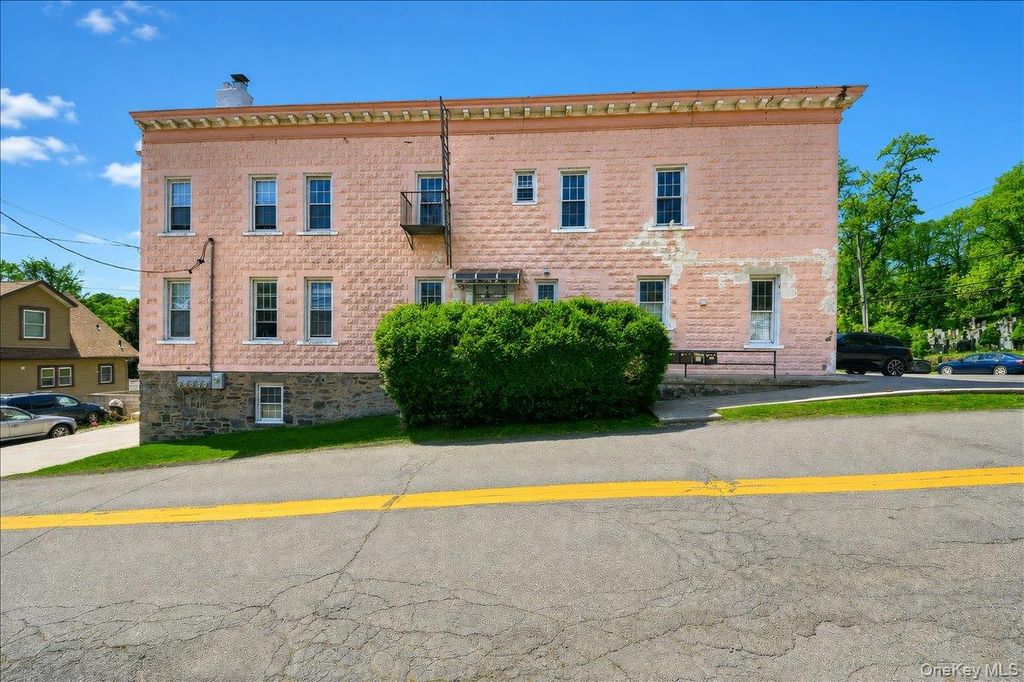 208 Tompkins Road, Yonkers, NY 10703 — photo 2