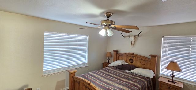 1348 E Anthony Street, Fort Worth, TX 76115