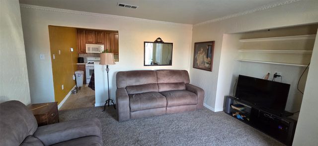 1348 E Anthony Street, Fort Worth, TX 76115