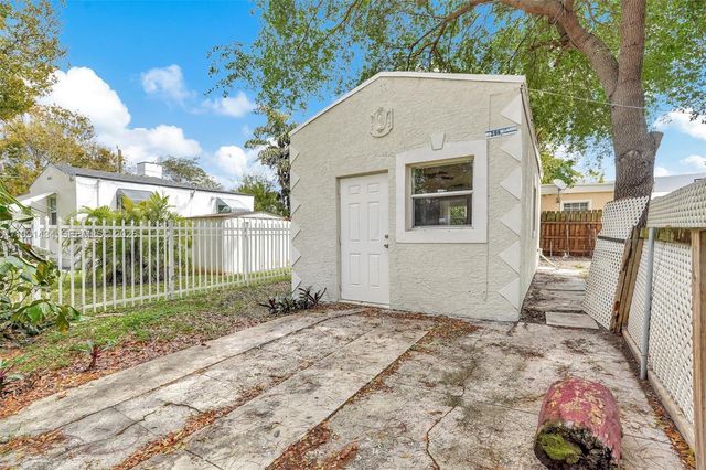 299 NW 43rd St 1, Miami, FL 33127