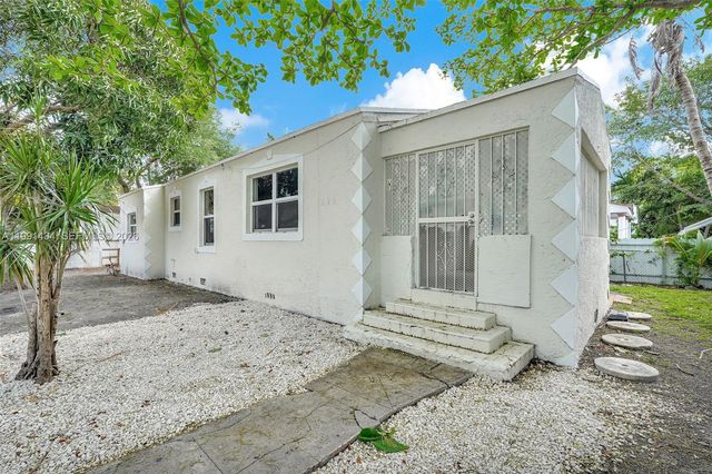 299 NW 43rd St 1, Miami, FL 33127