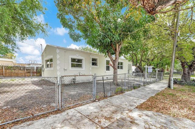 299 NW 43rd St 1, Miami, FL 33127