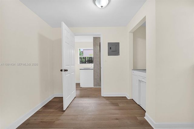 299 NW 43rd St 1, Miami, FL 33127