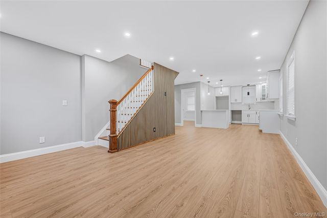 175 Dorchester Road, Garden City, NY 11530