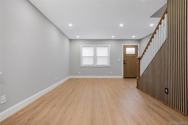 175 Dorchester Road, Garden City, NY 11530