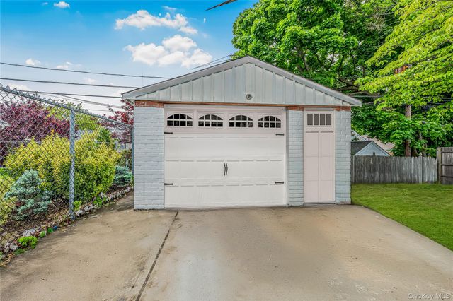 175 Dorchester Road, Garden City, NY 11530