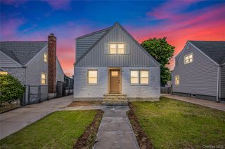 175 Dorchester Road, Garden City, NY 11530