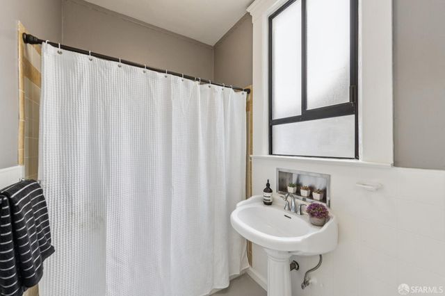 119 16th Avenue 119, San Francisco, CA 94118