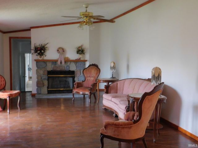 11005 E Wagner Road, Solsberry, IN 47459