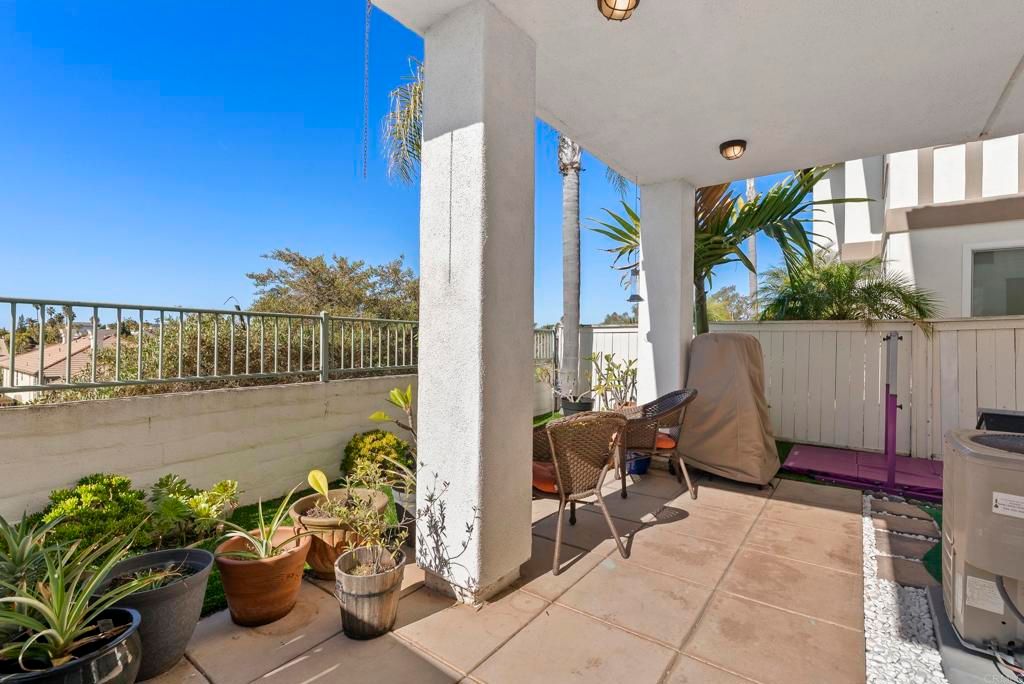 Image 18 of property listing at 537 Sweet Pea Place, Encinitas, CA 92024