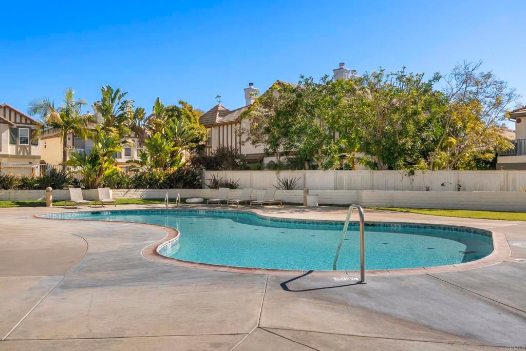 Image 34 of property listing at 537 Sweet Pea Place, Encinitas, CA 92024