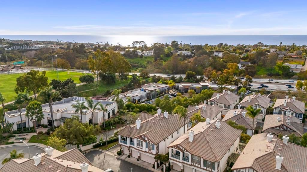 Image 37 of property listing at 537 Sweet Pea Place, Encinitas, CA 92024