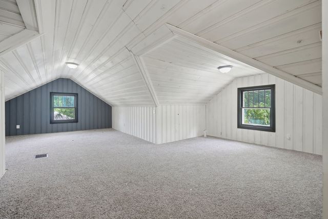 1522 Bridge Avenue, Davenport, IA 52803