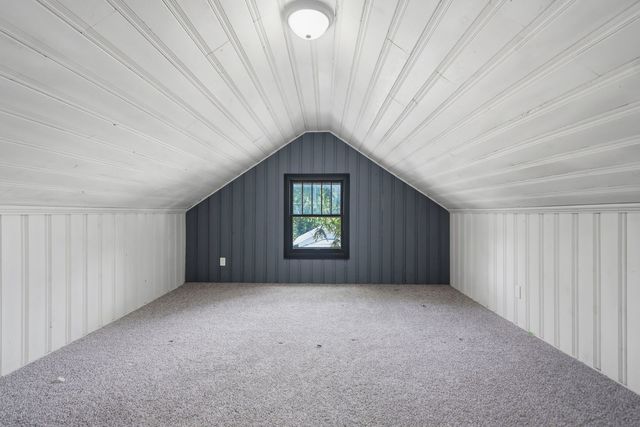 1522 Bridge Avenue, Davenport, IA 52803