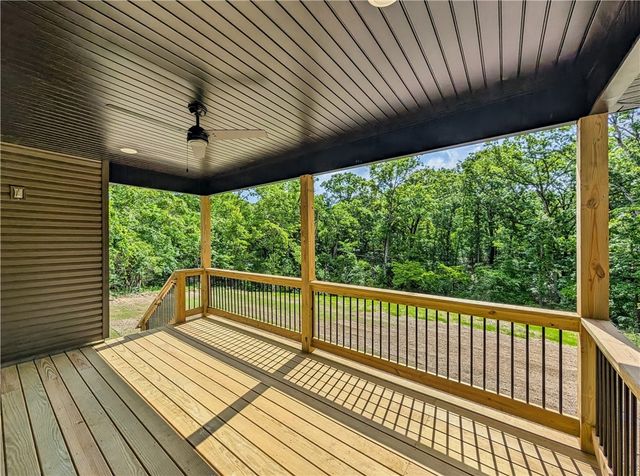 4 Bayloch Lane, Bella Vista, AR 72715