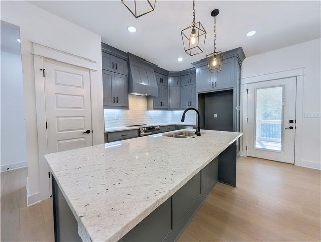 4 Bayloch Lane, Bella Vista, AR 72715