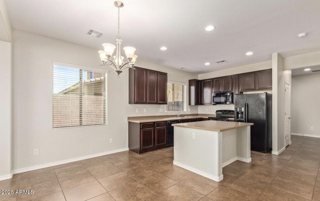 34564 N MIRANDESA Drive, San Tan Valley, AZ 85143