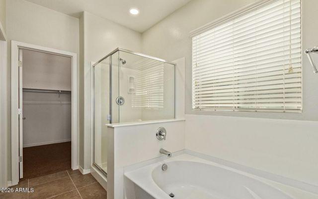 34564 N MIRANDESA Drive, San Tan Valley, AZ 85143