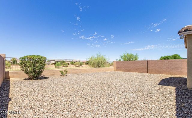 34564 N MIRANDESA Drive, San Tan Valley, AZ 85143
