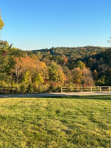 9031 E Main Street, Alexandria, KY 41001