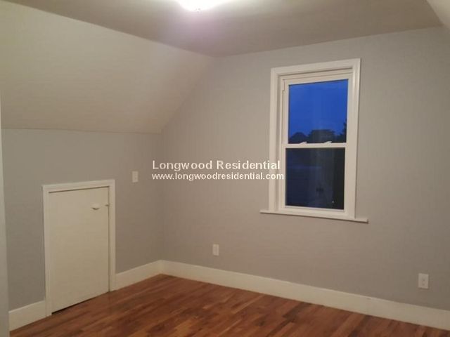 39 Pinckney St 3, Somerville, MA 02145