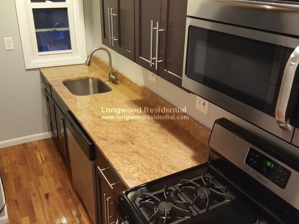 39 Pinckney St 3, Somerville, MA 02145