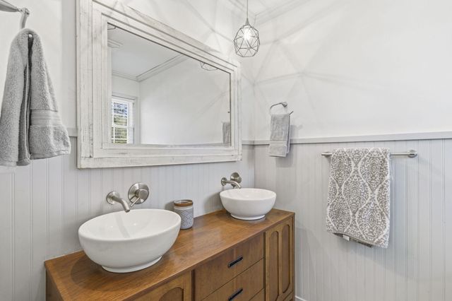 1815 N Marlan Avenue, Springfield, MO 65803