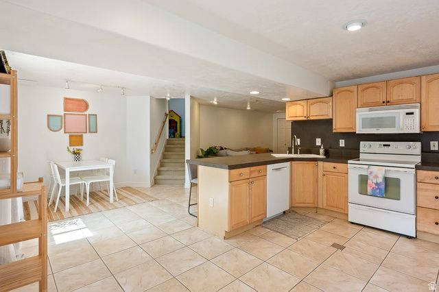 548 N 990 E, Pleasant Grove, UT 84062