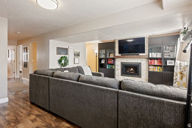 548 N 990 E, Pleasant Grove, UT 84062