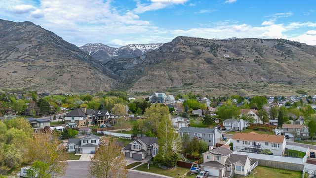 548 N 990 E, Pleasant Grove, UT 84062