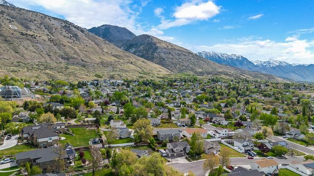 548 N 990 E, Pleasant Grove, UT 84062