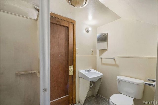 12 Humason Avenue, Buffalo, NY 14211