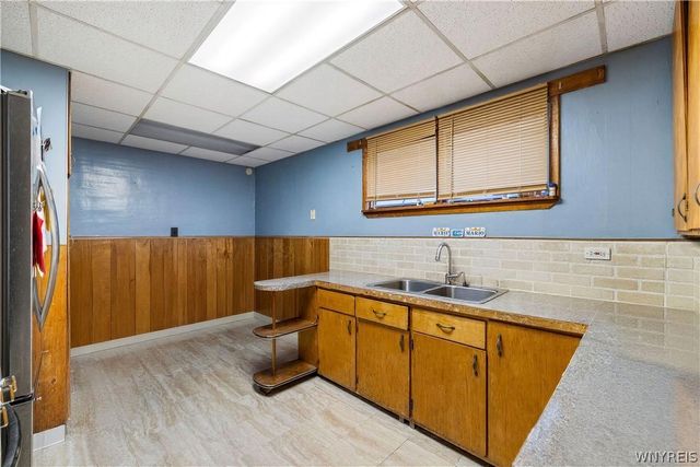 12 Humason Avenue, Buffalo, NY 14211