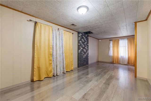 12 Humason Avenue, Buffalo, NY 14211